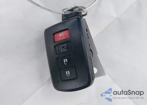 2019 Toyota Highlander Xle z USA, uszkodzony, nr VIN 5TDKZRFH3KS353087